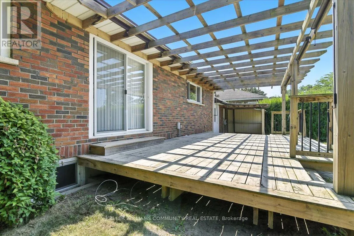 110 SCUGOG STREET