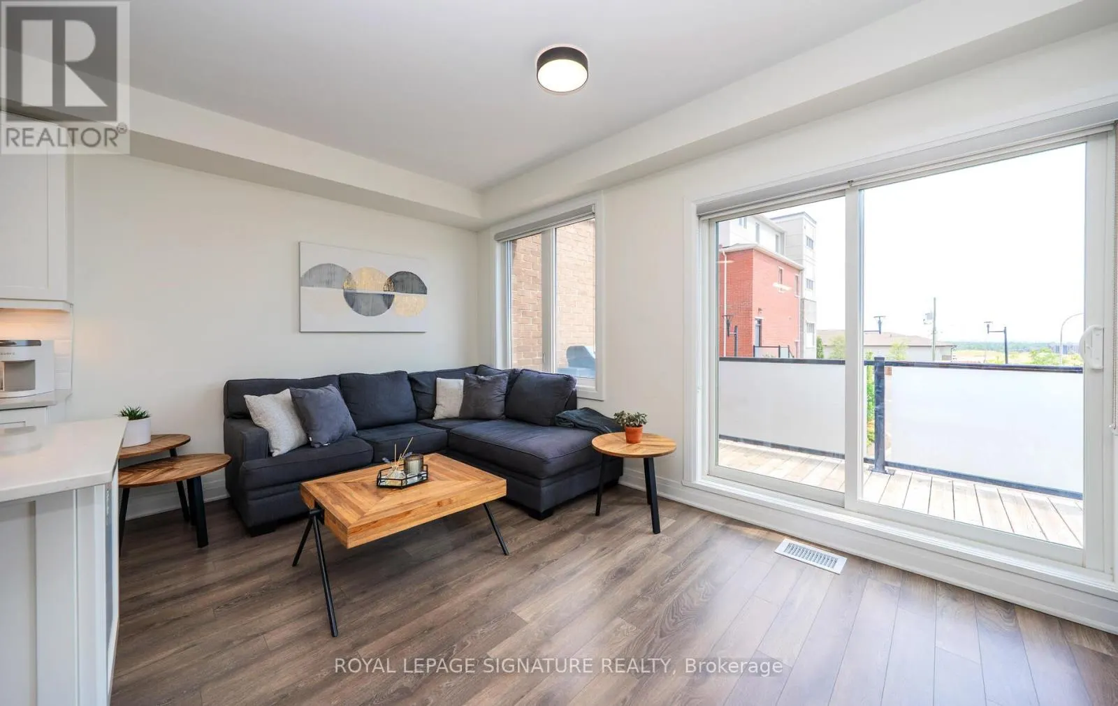 101 - 1148 DRAGONFLY AVENUE