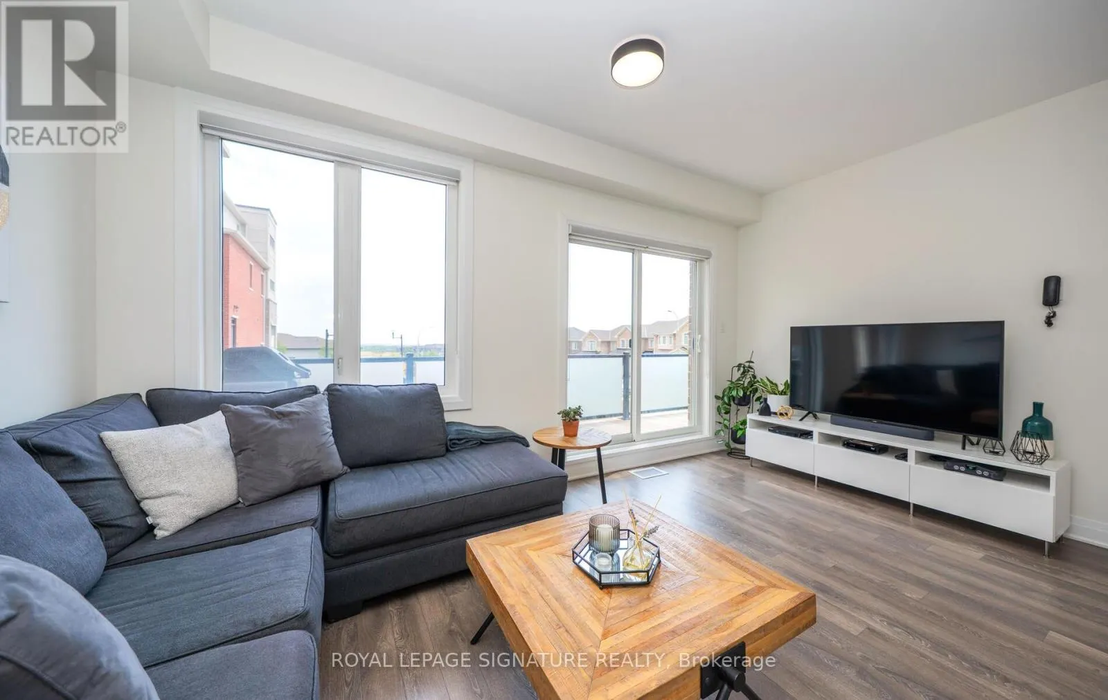 101 - 1148 DRAGONFLY AVENUE