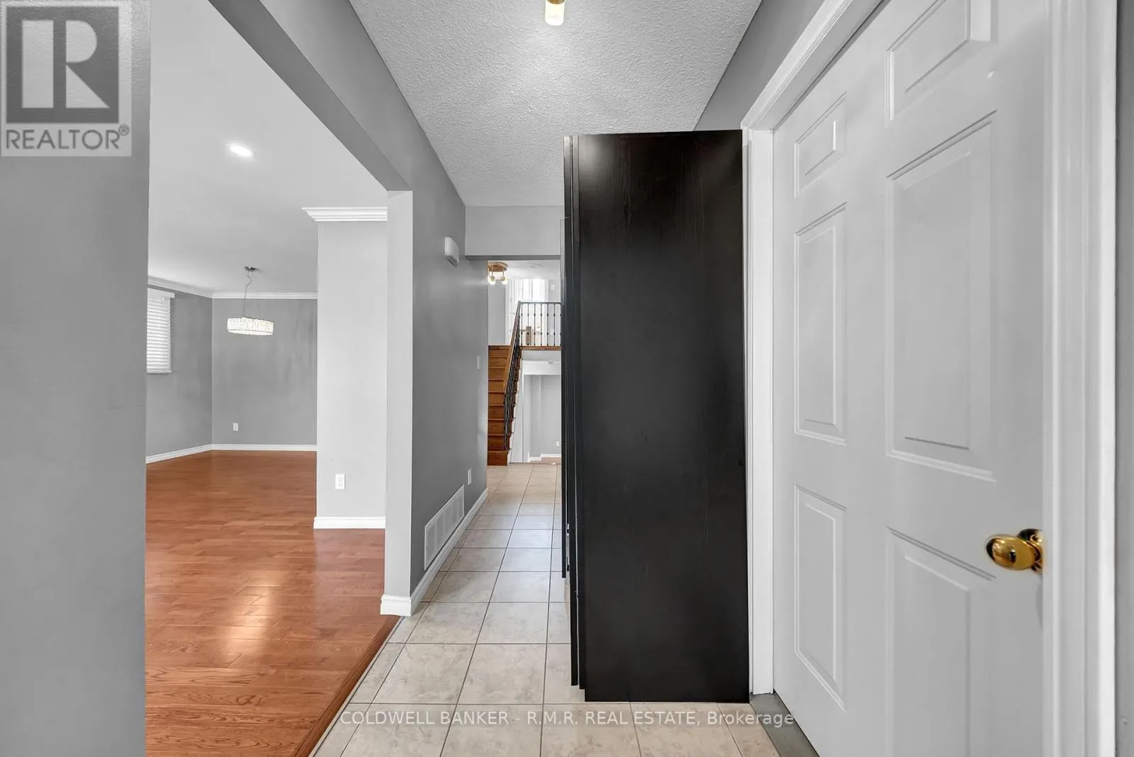 431 GRANGE COURT