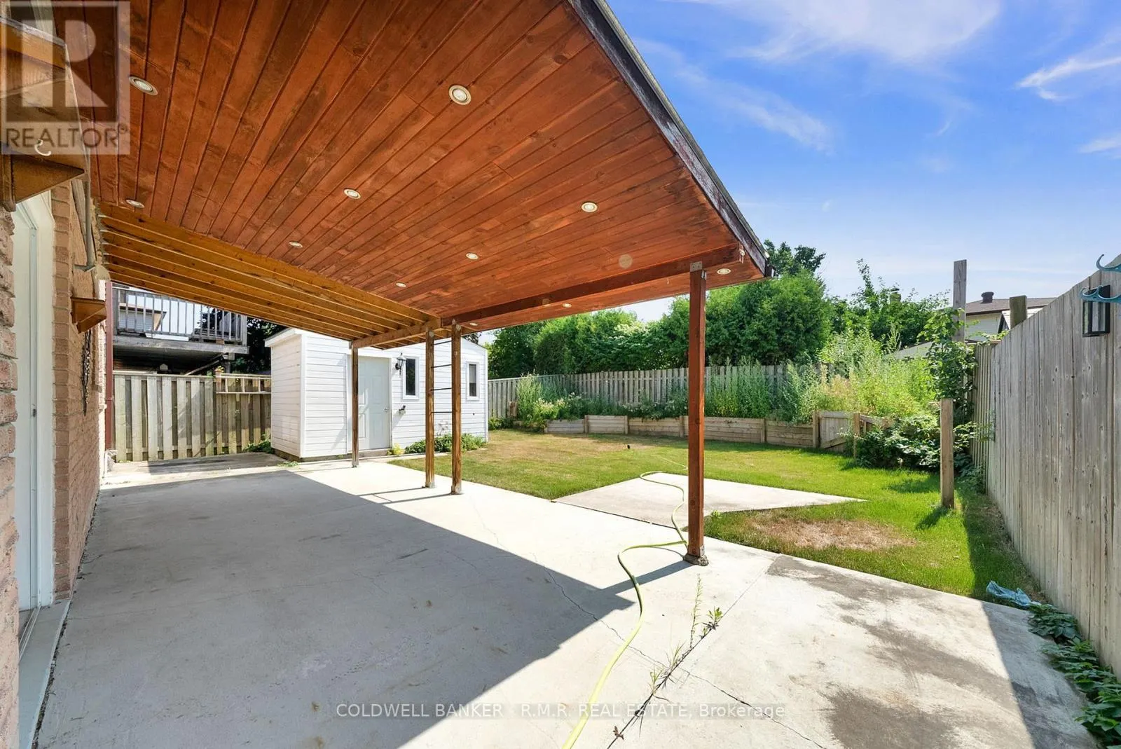 431 GRANGE COURT