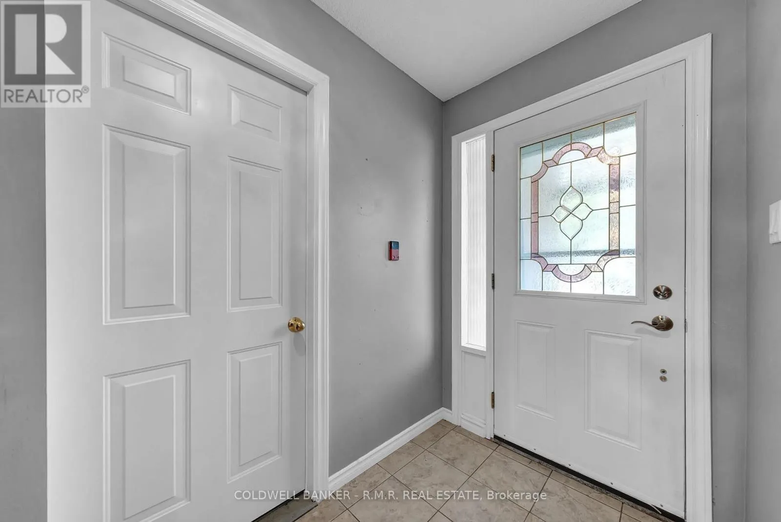 431 GRANGE COURT