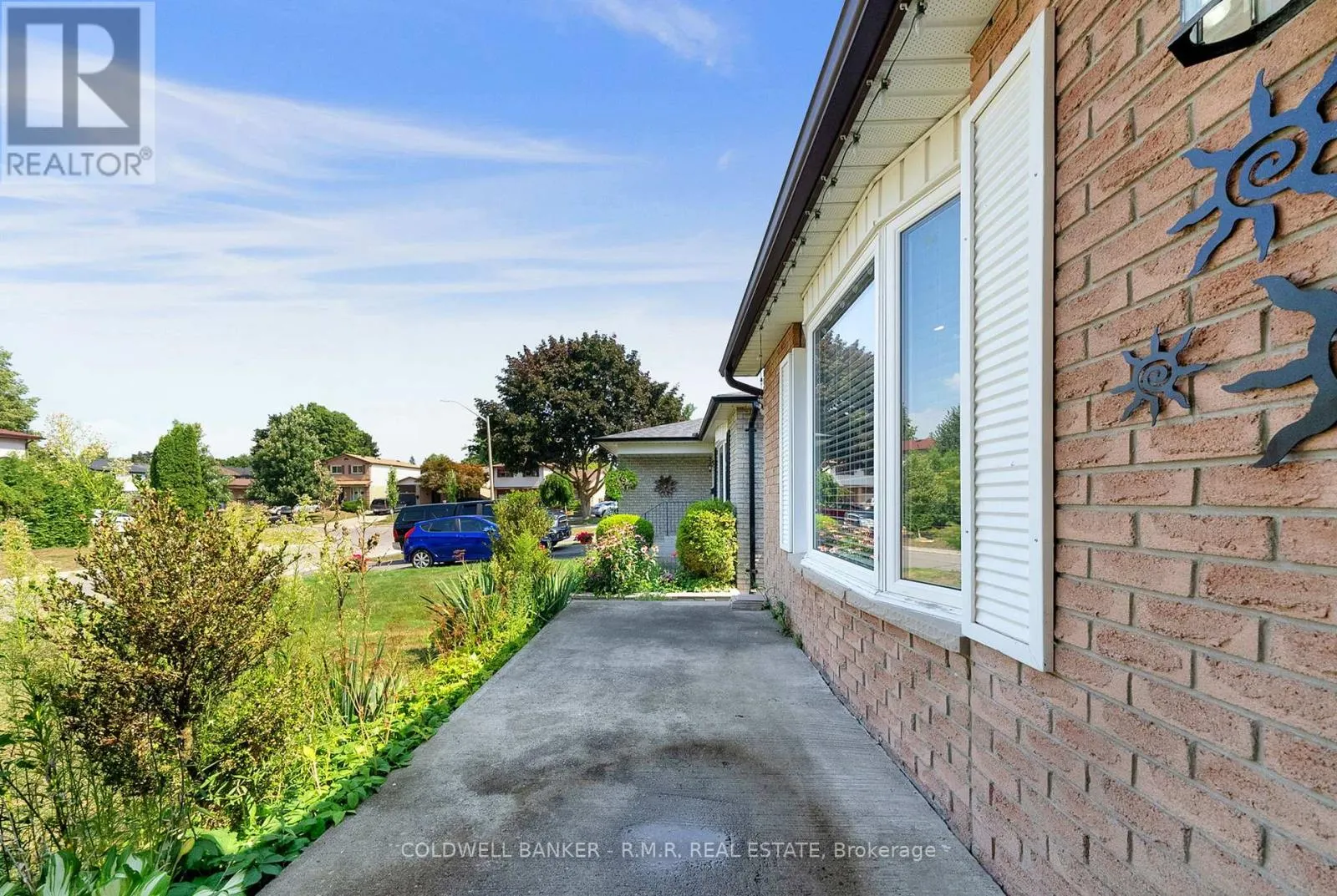 431 GRANGE COURT