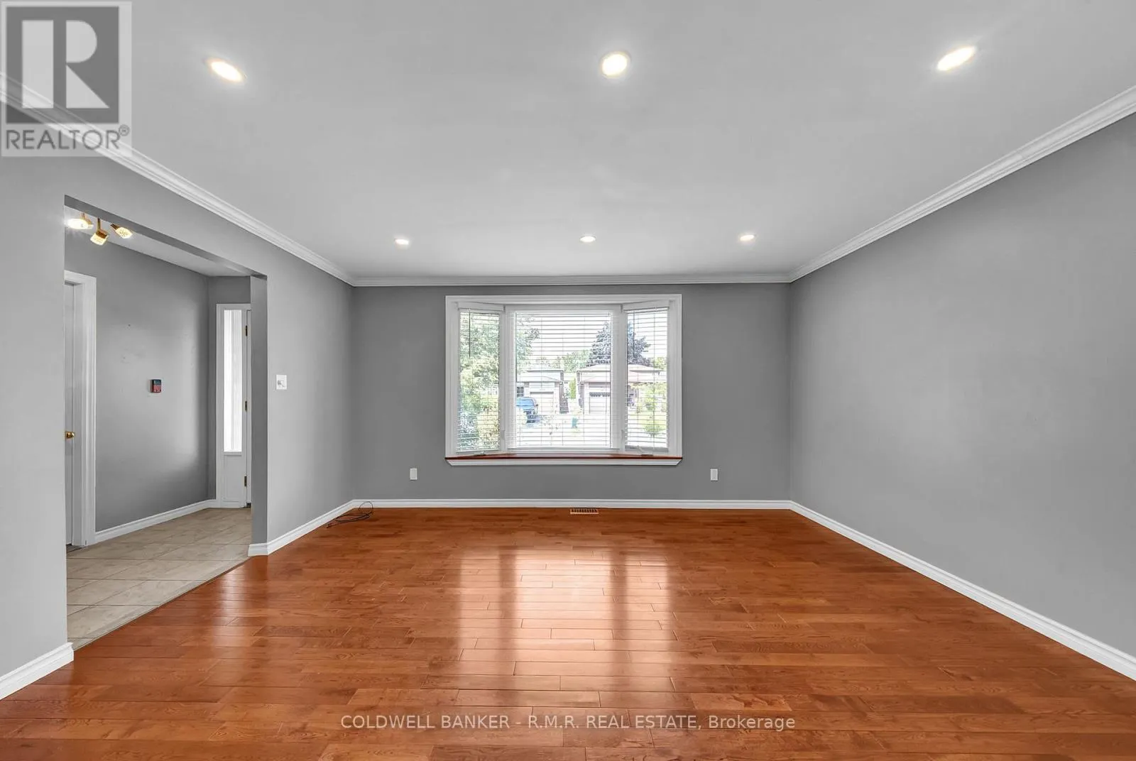 431 GRANGE COURT