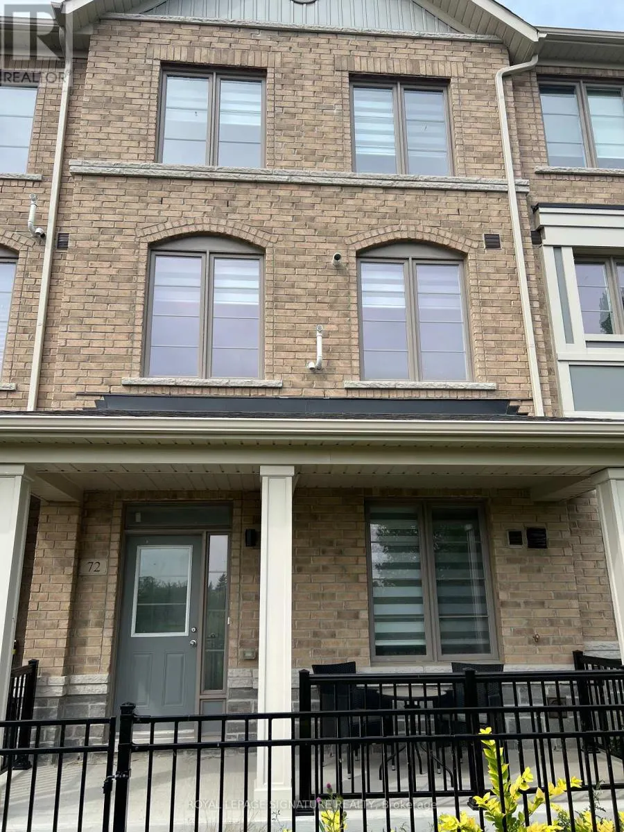 72 WATERSIDE WAY