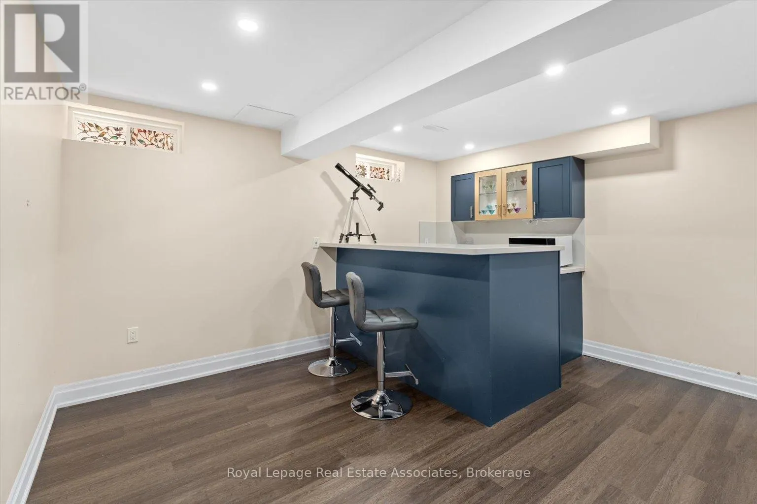17 HOLROYD STREET