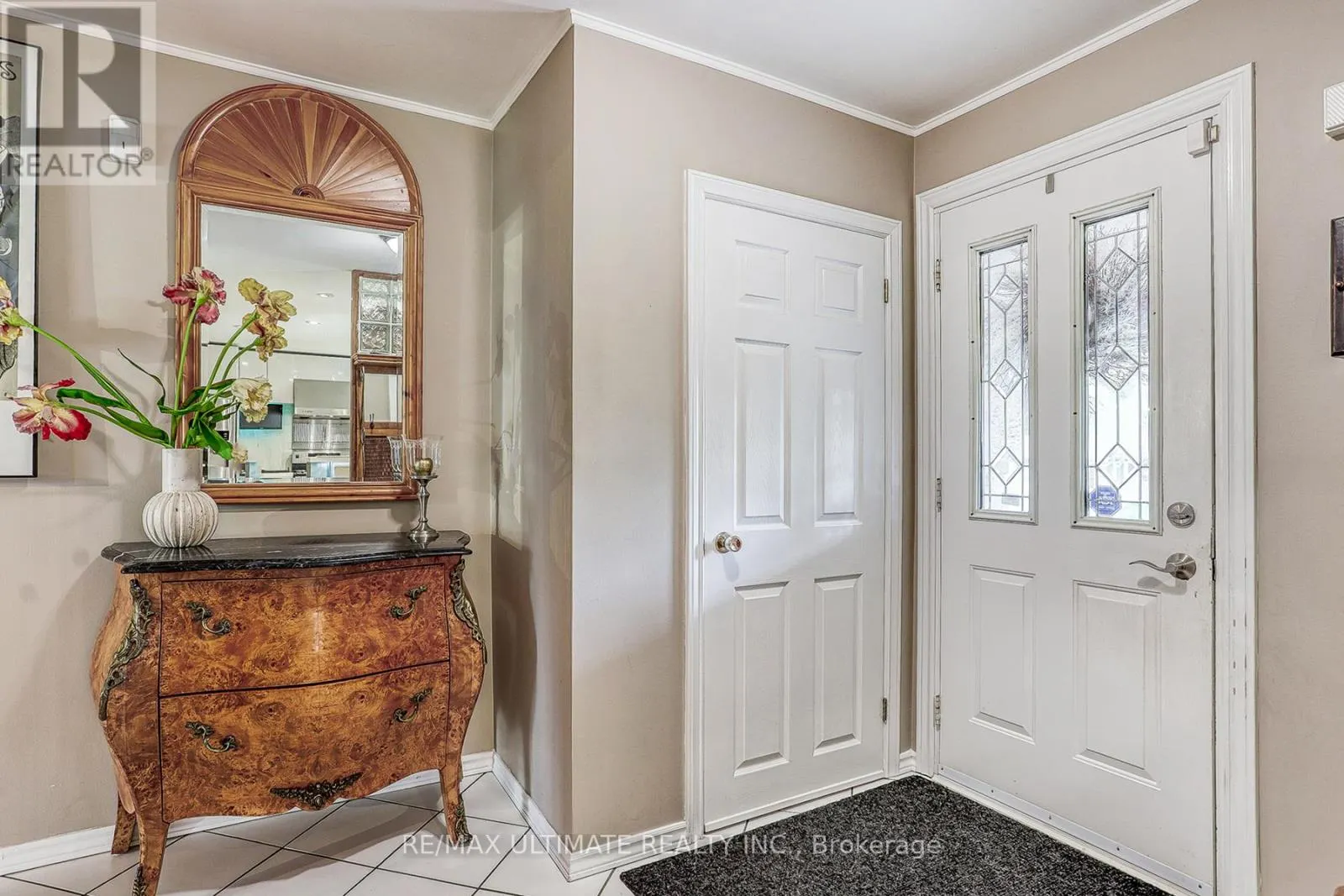 103 WEIR CRESCENT