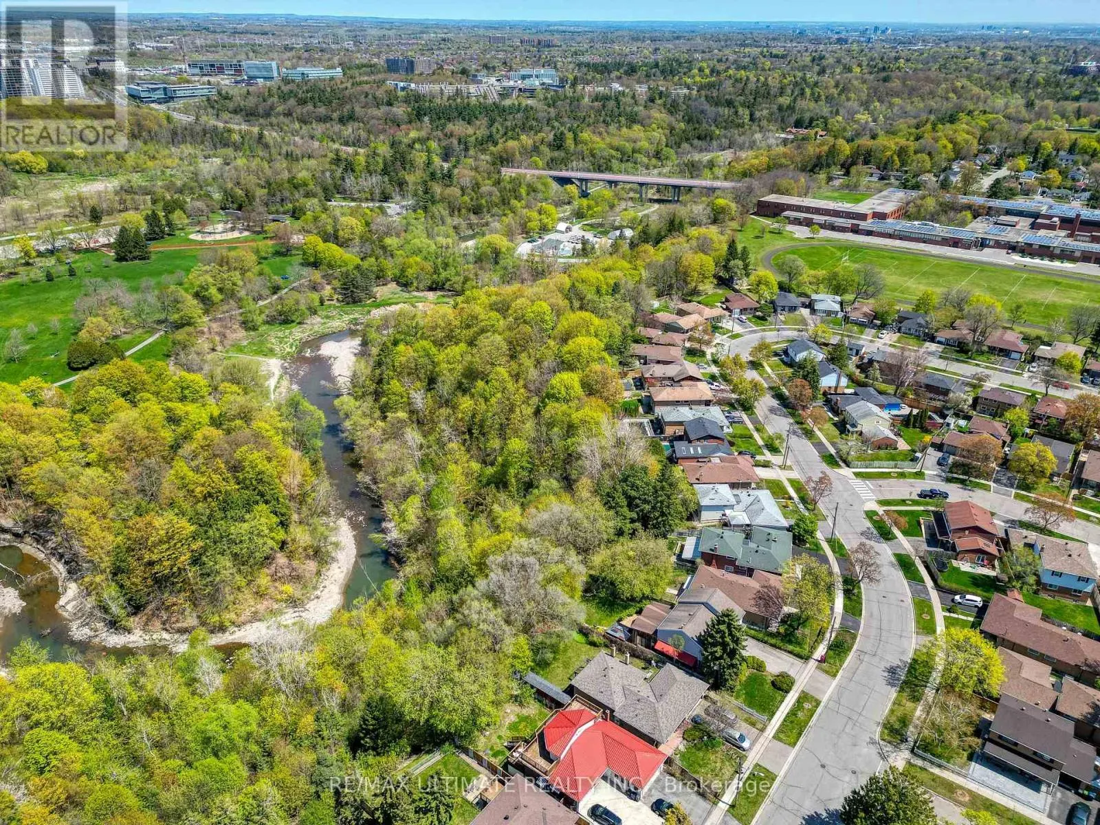 103 WEIR CRESCENT