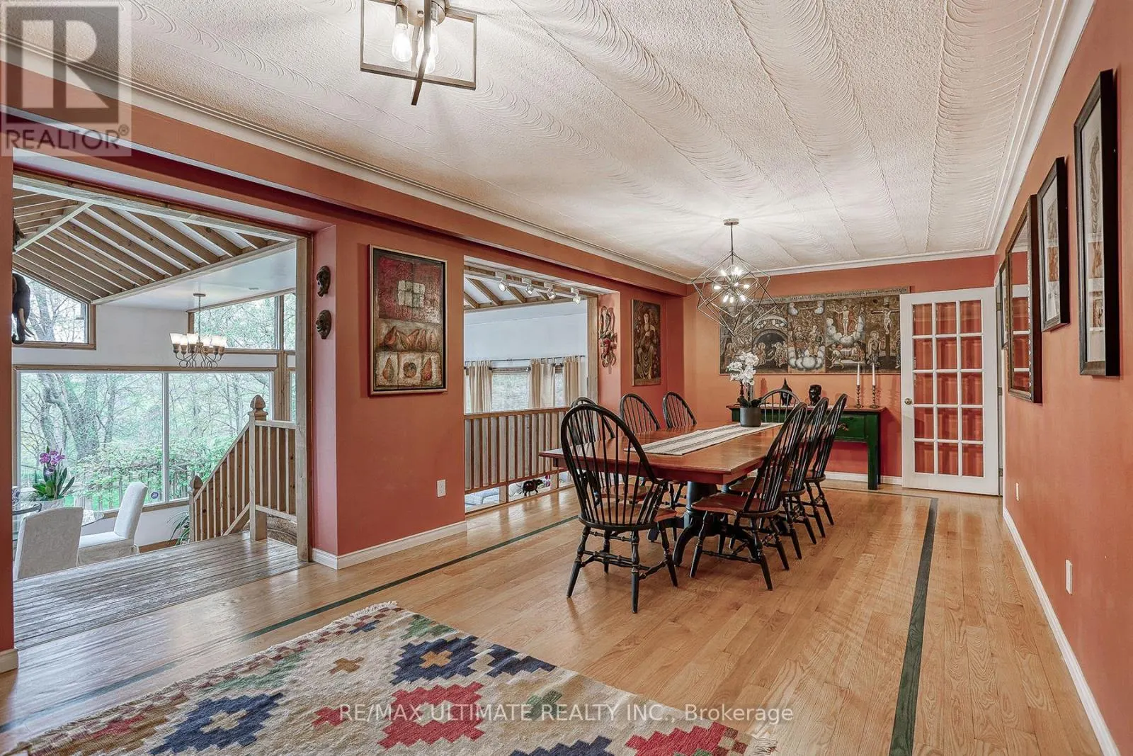 103 WEIR CRESCENT