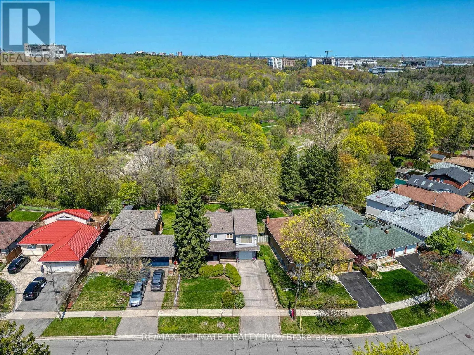103 WEIR CRESCENT