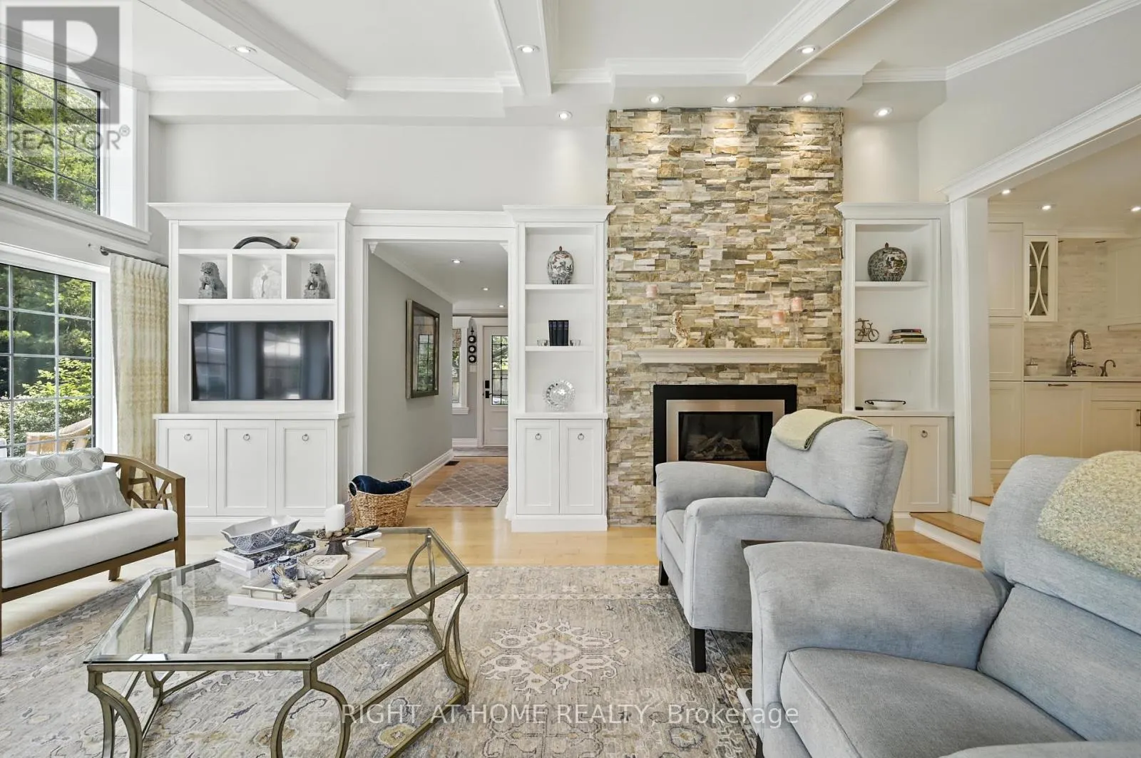 1549 WILLOWSIDE COURT