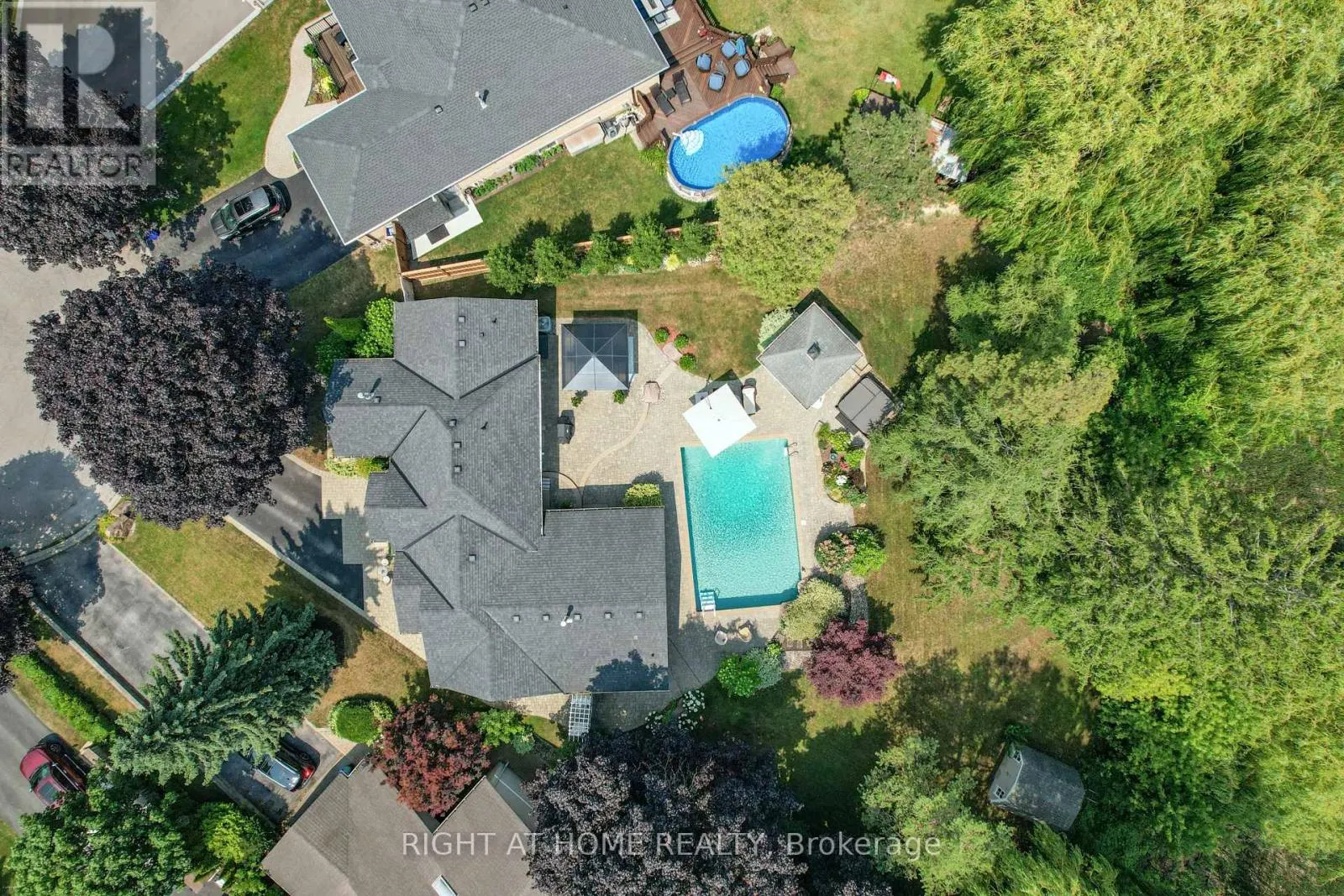 1549 WILLOWSIDE COURT
