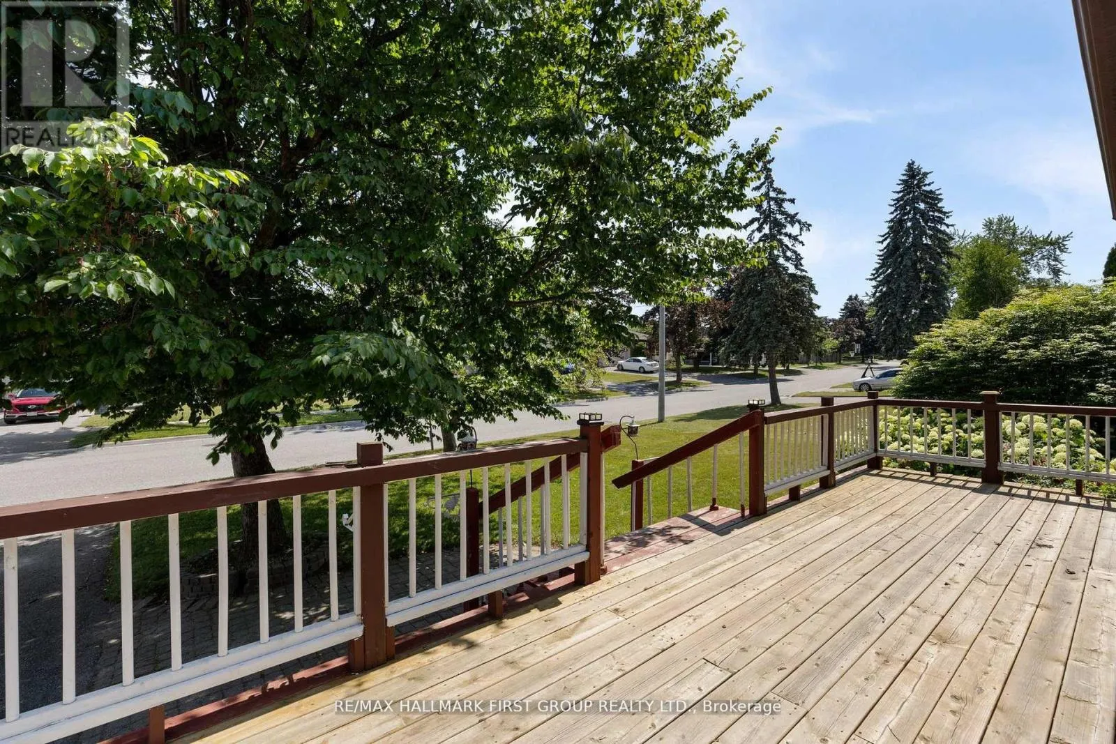 20 LAMBARD CRESCENT