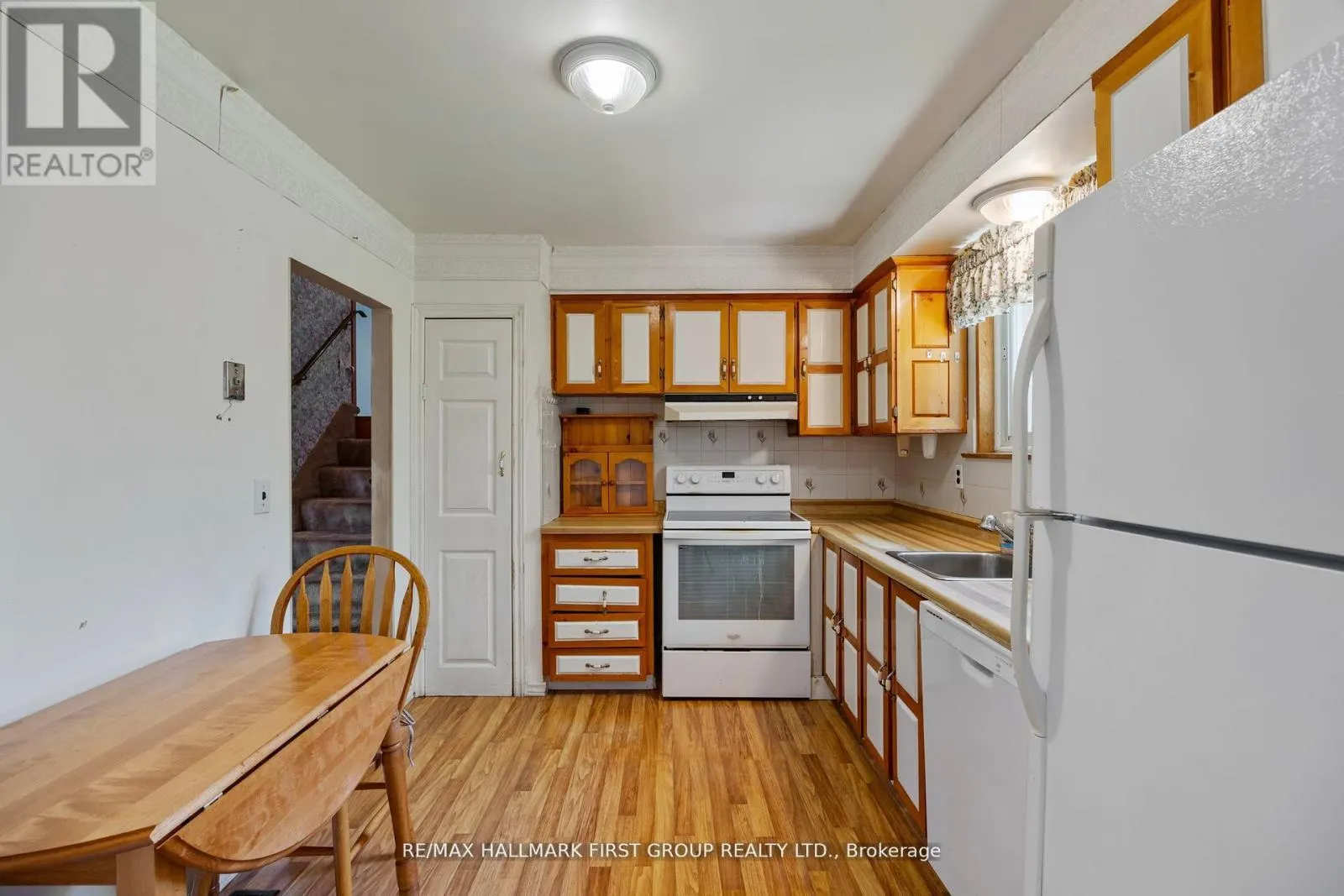 20 LAMBARD CRESCENT
