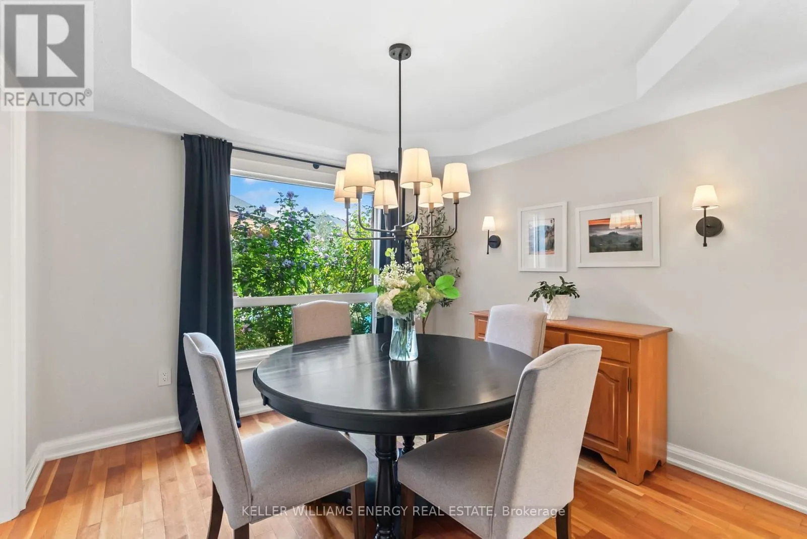 19 STURGESS CRESCENT
