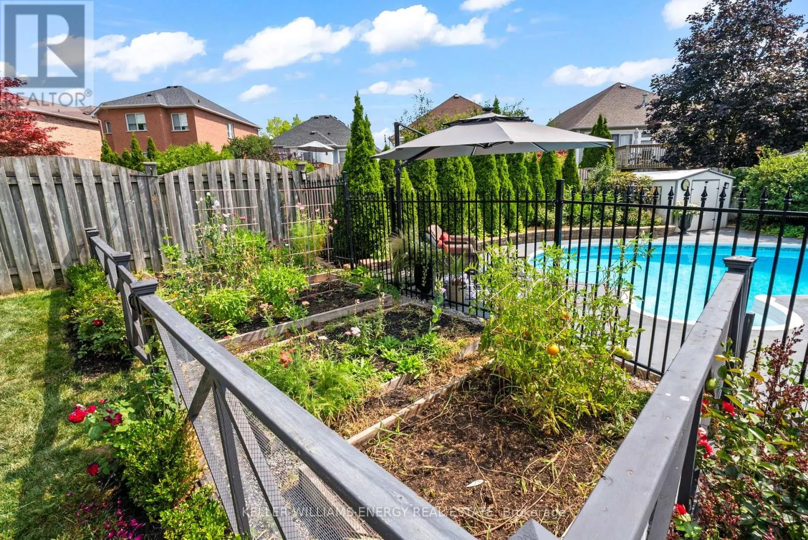 19 STURGESS CRESCENT