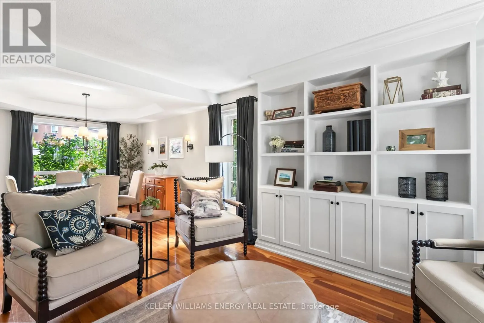 19 STURGESS CRESCENT