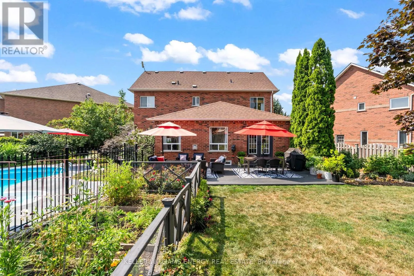 19 STURGESS CRESCENT