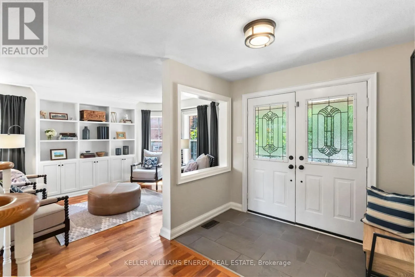 19 STURGESS CRESCENT