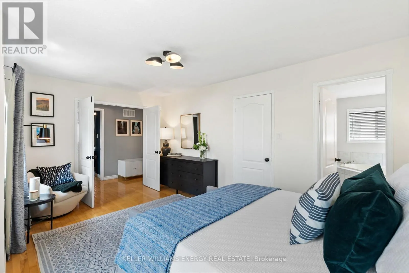 19 STURGESS CRESCENT