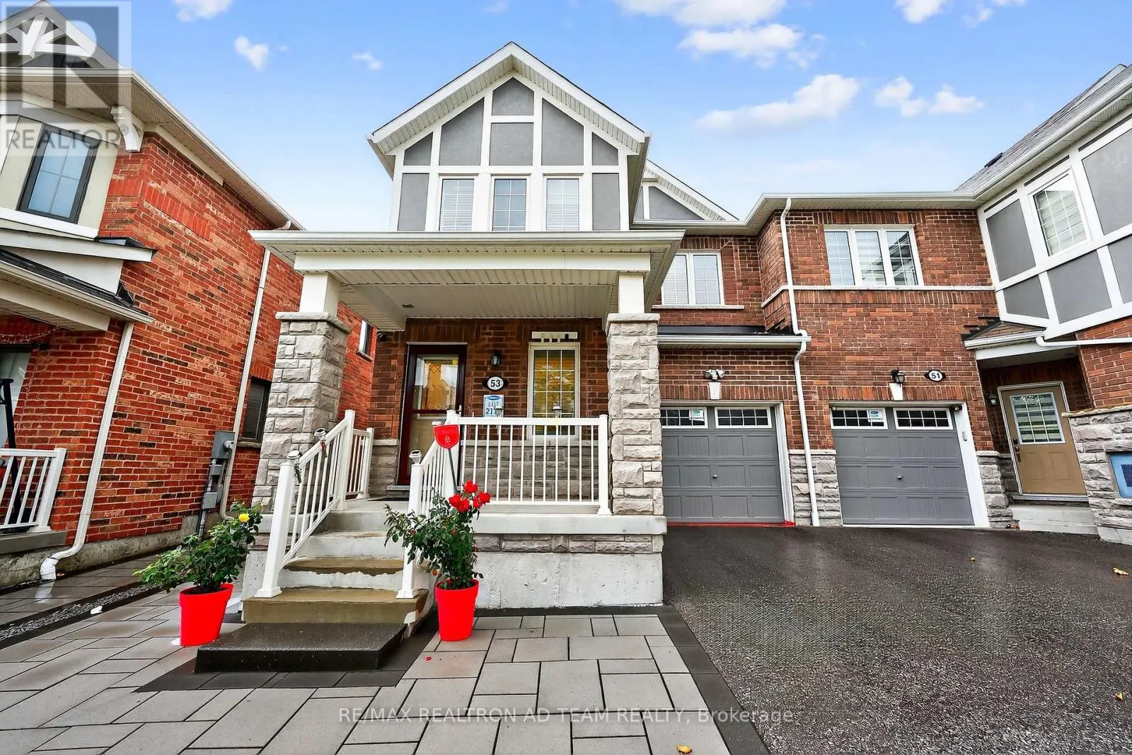53 LITTLEBECK CRESCENT