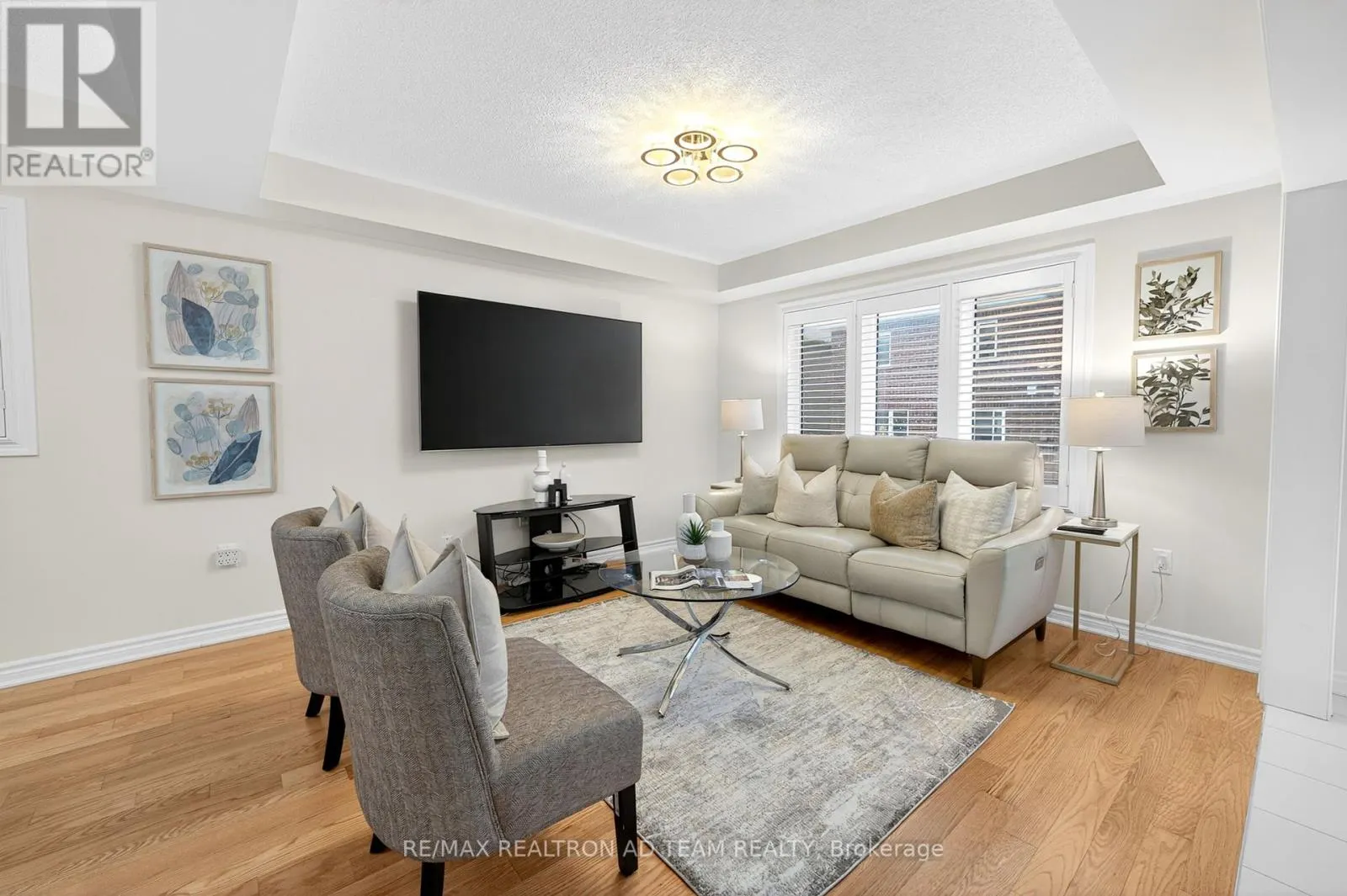 53 LITTLEBECK CRESCENT