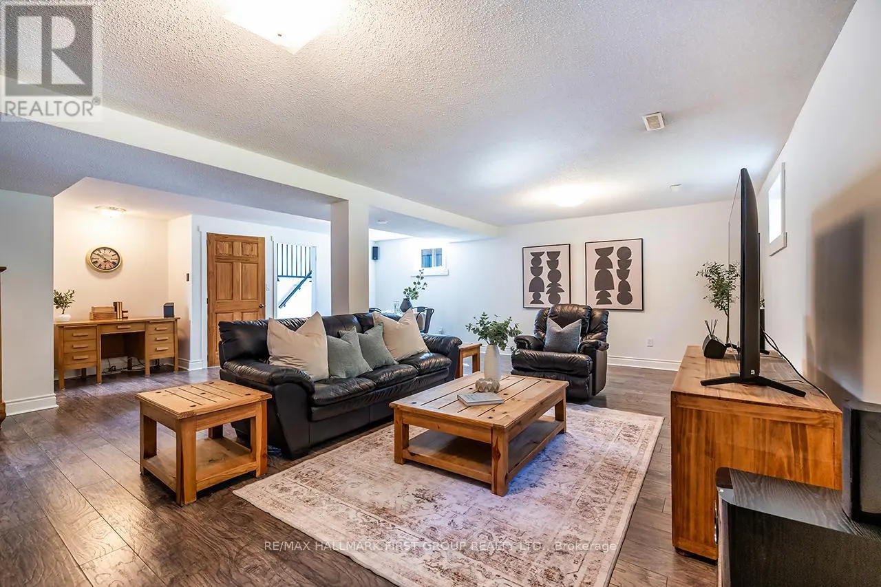 597 WALSH DRIVE