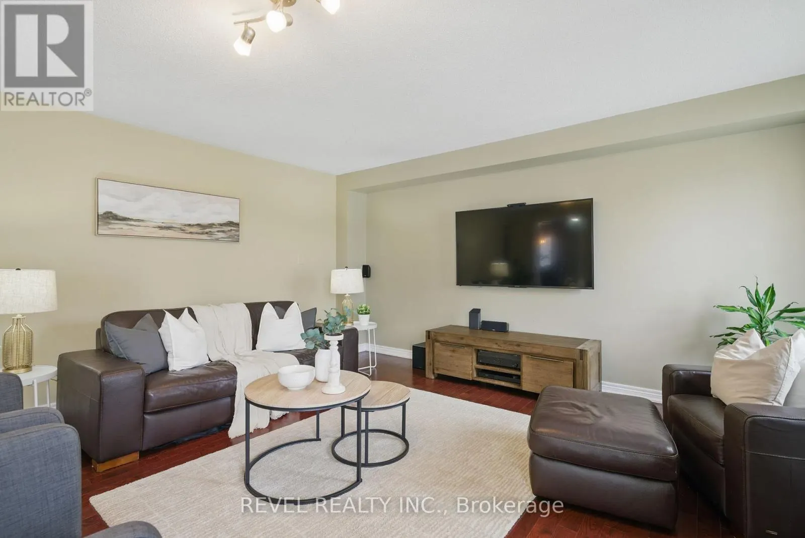 100 ASHBURY BOULEVARD
