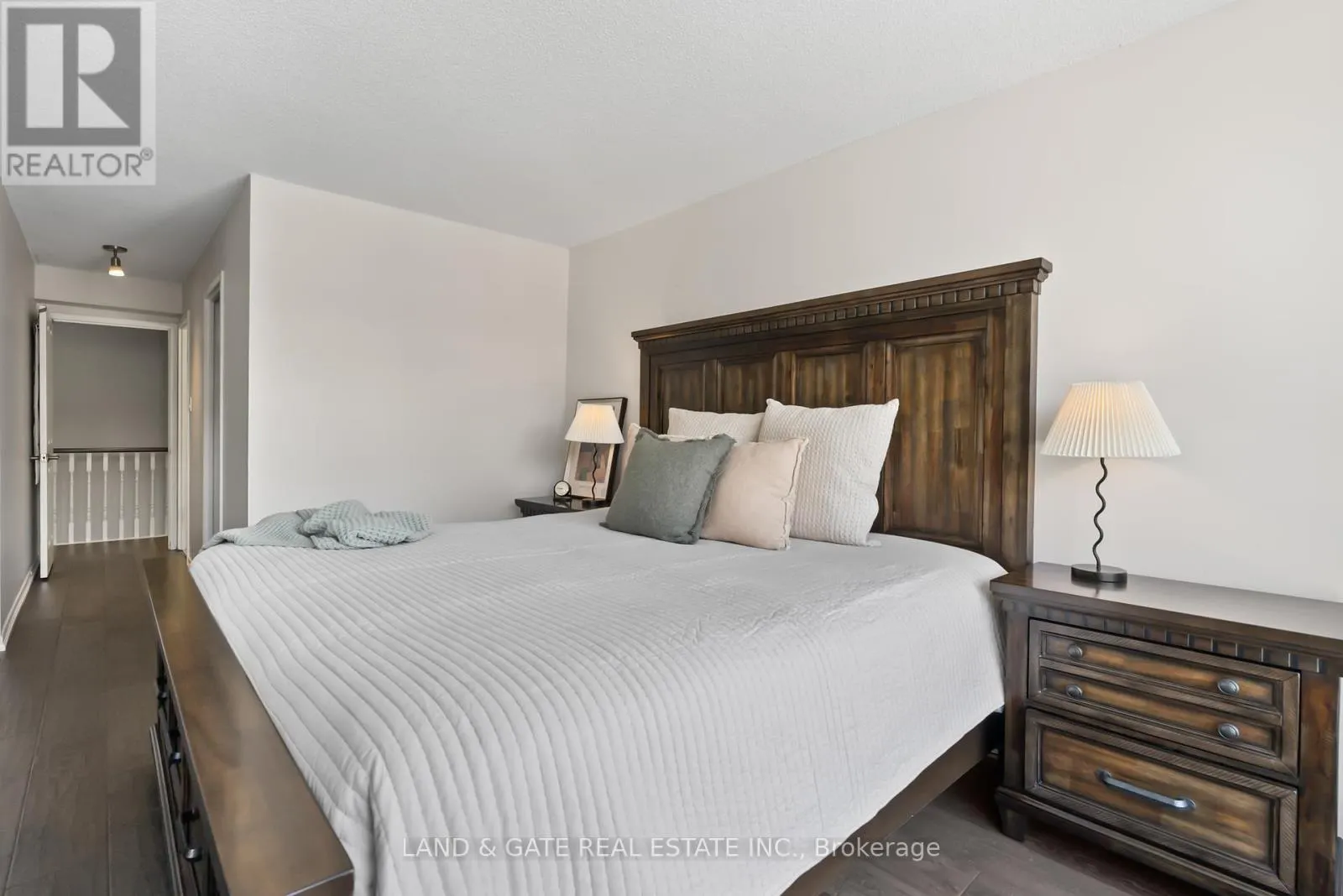 112 - 25 CUMBERLAND LANE, #112