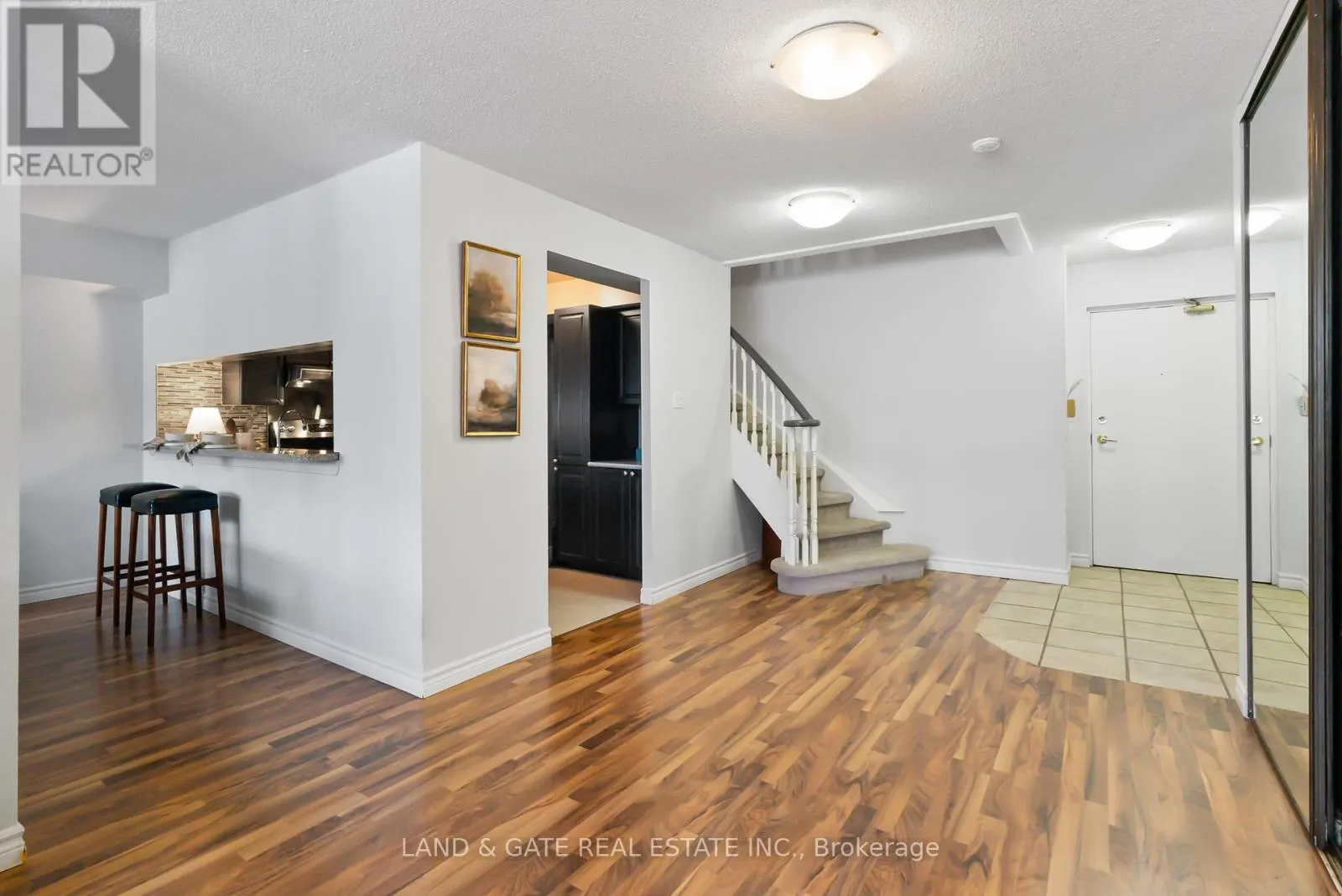 112 - 25 CUMBERLAND LANE, #112
