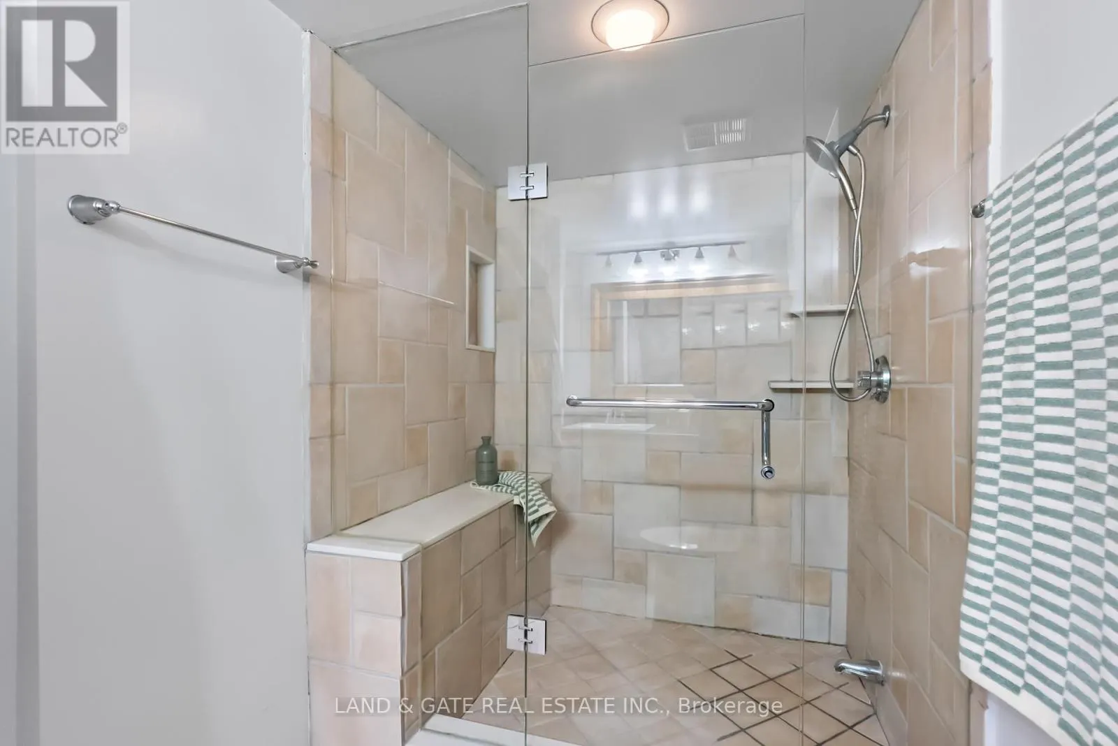 112 - 25 CUMBERLAND LANE, #112