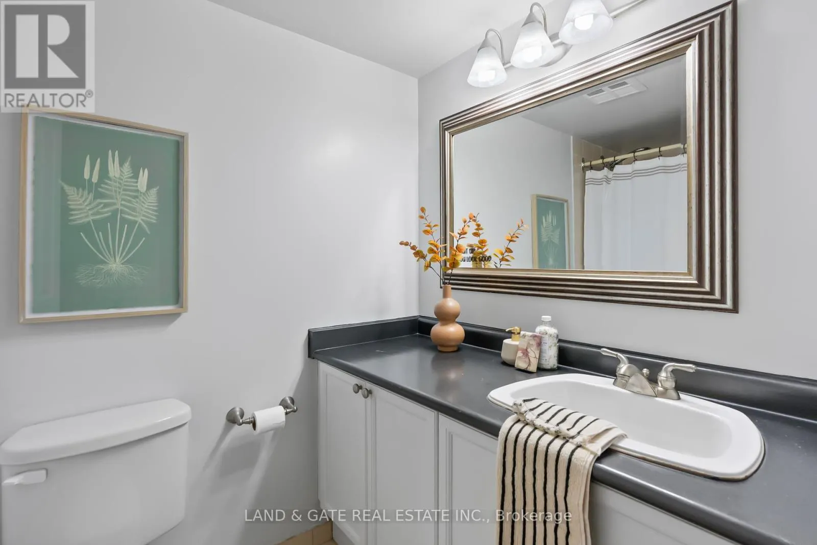 112 - 25 CUMBERLAND LANE, #112