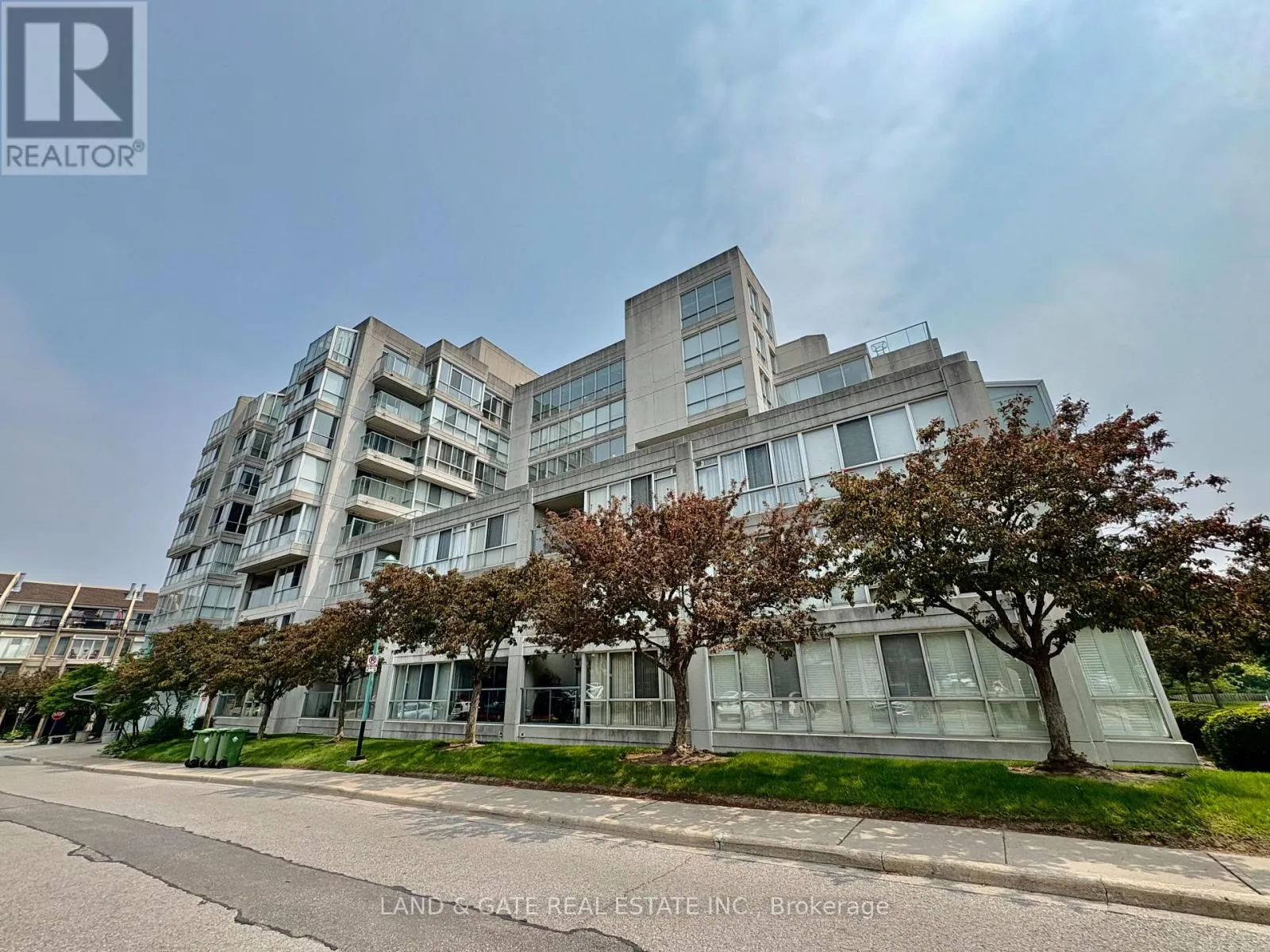 112 - 25 CUMBERLAND LANE, #112