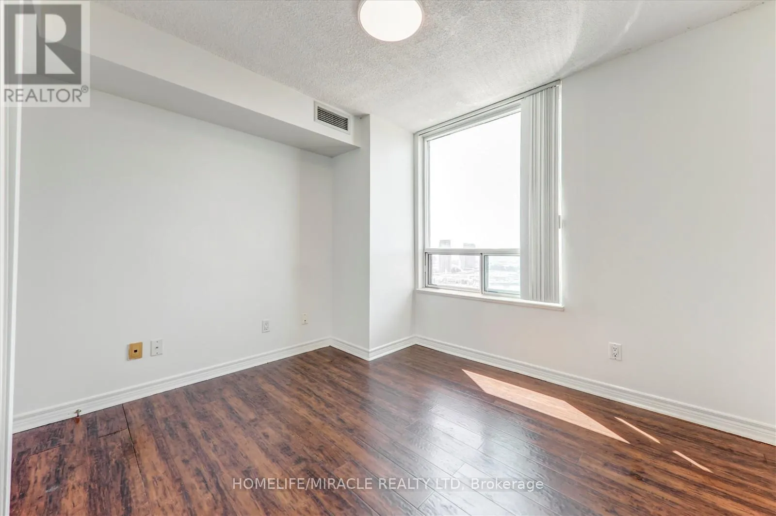 3521 - 68 CORPORATE DRIVE