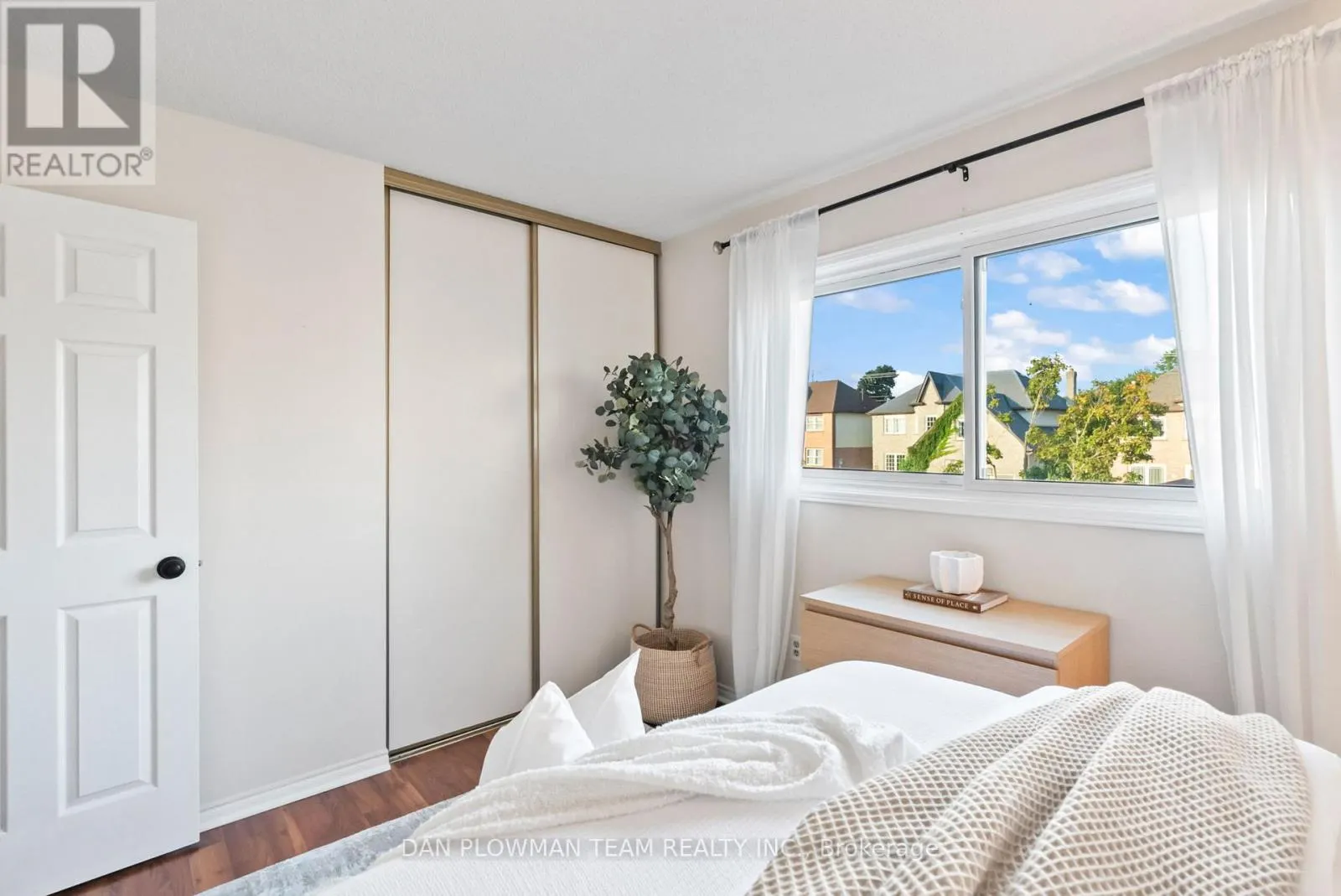 22 ELMEROY COURT