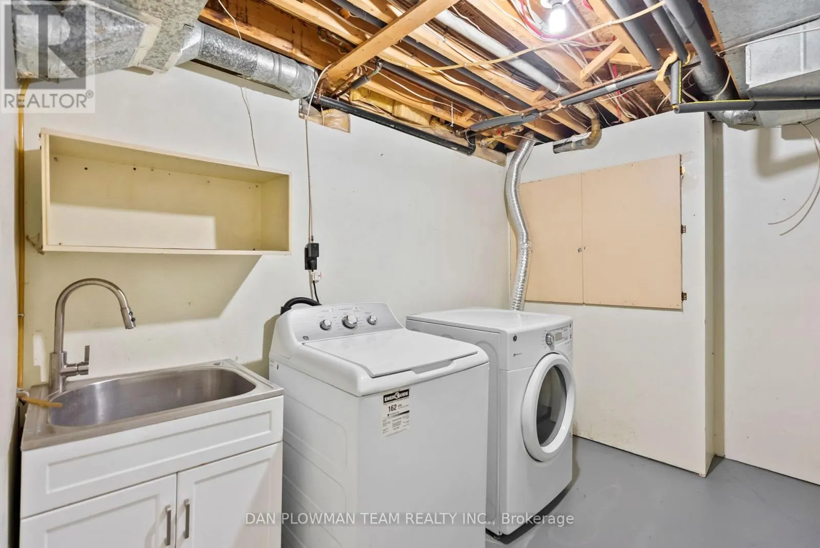 22 ELMEROY COURT