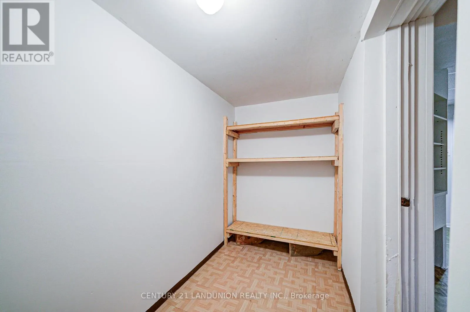 12B BURNT BARK DRIVE