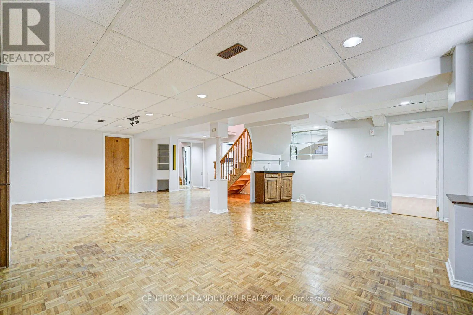 12B BURNT BARK DRIVE