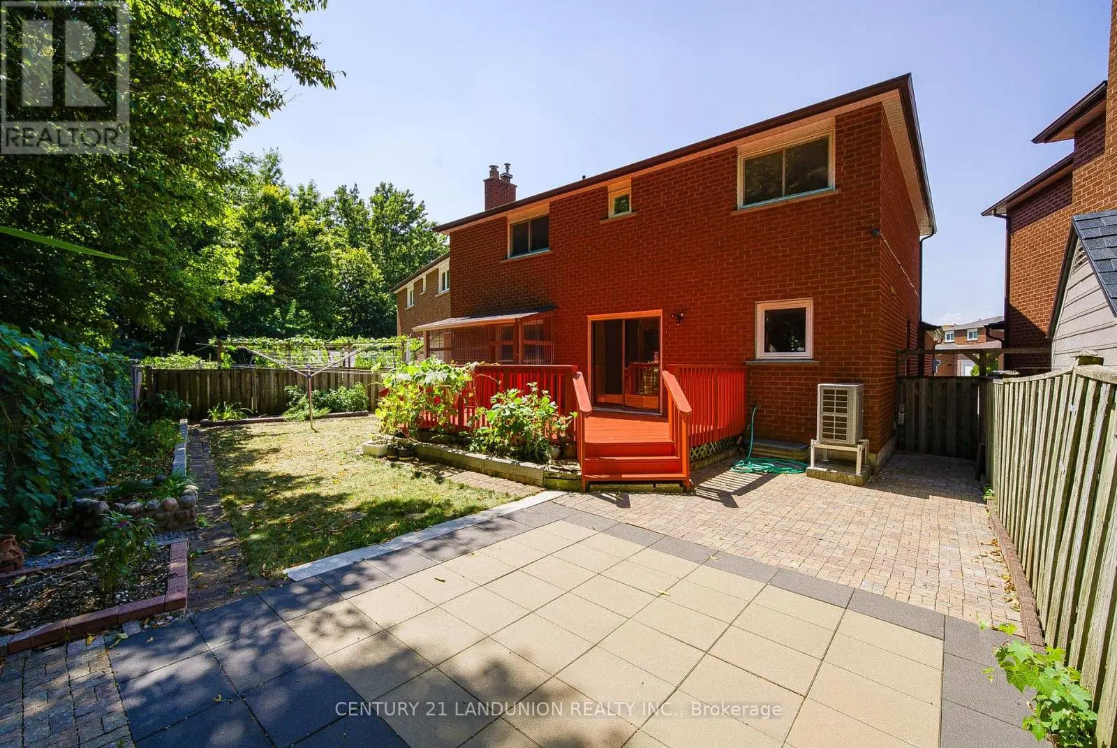 12B BURNT BARK DRIVE