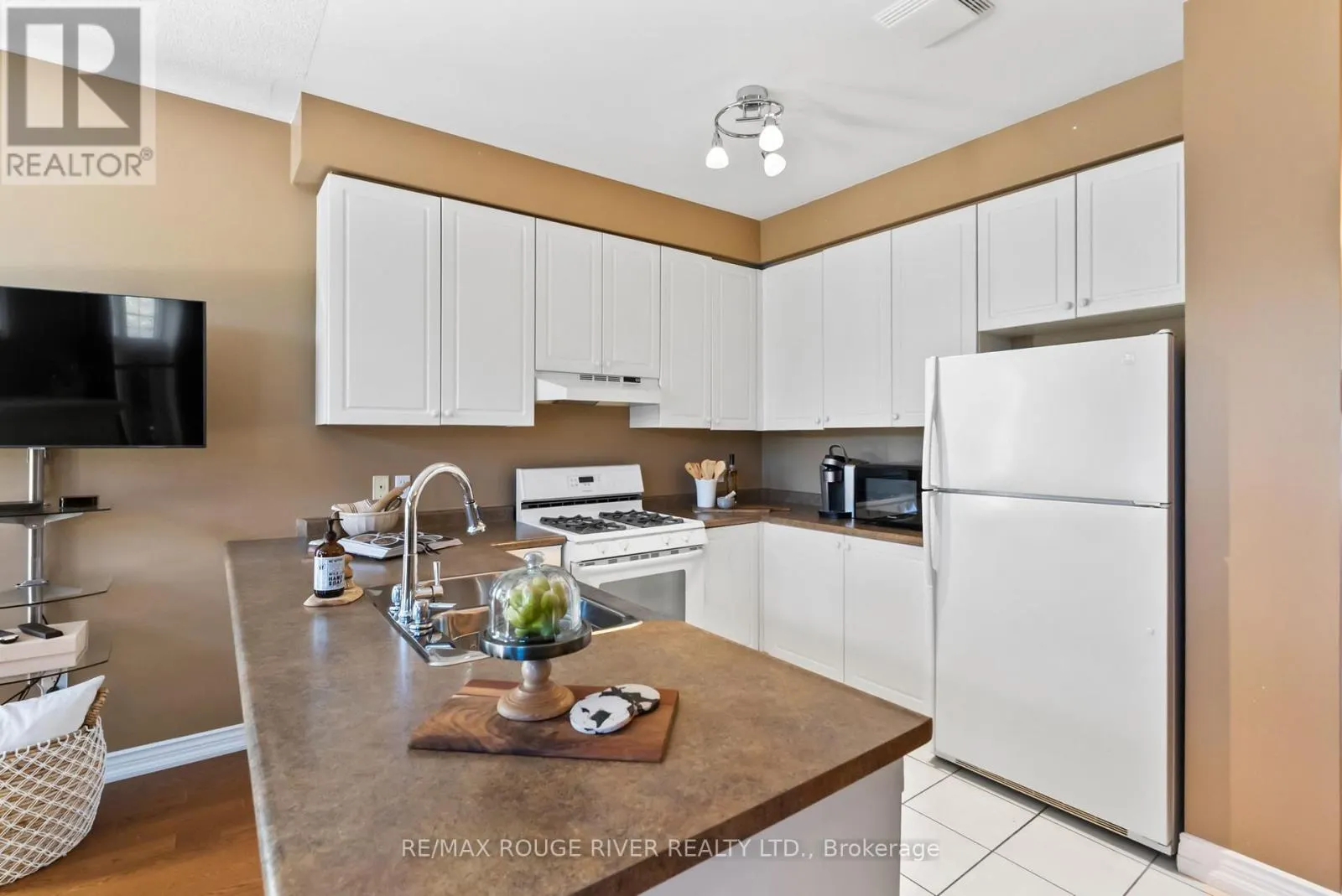 35 - 2800 COURTICE ROAD, #35