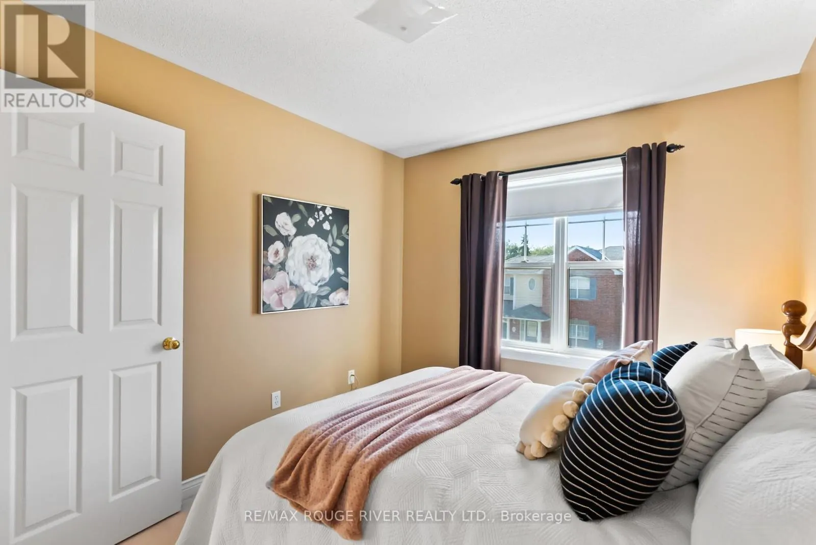 35 - 2800 COURTICE ROAD, #35