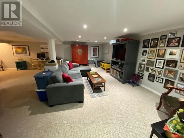 78 PITTMANN CRESCENT