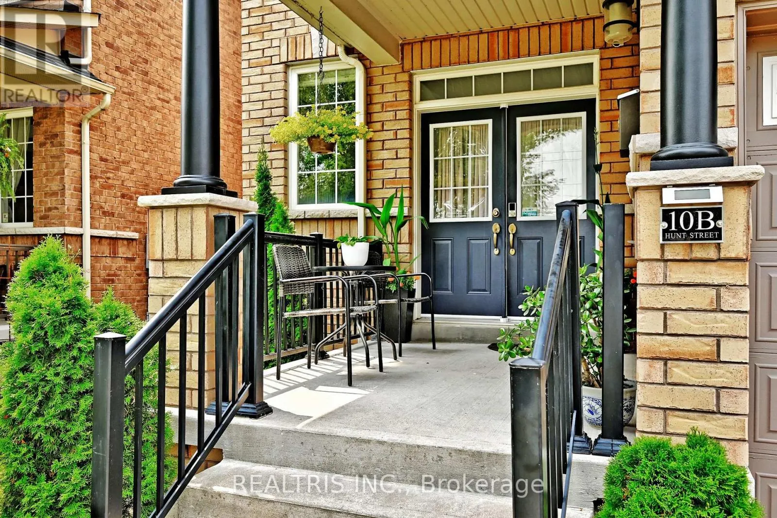 10B HUNT STREET