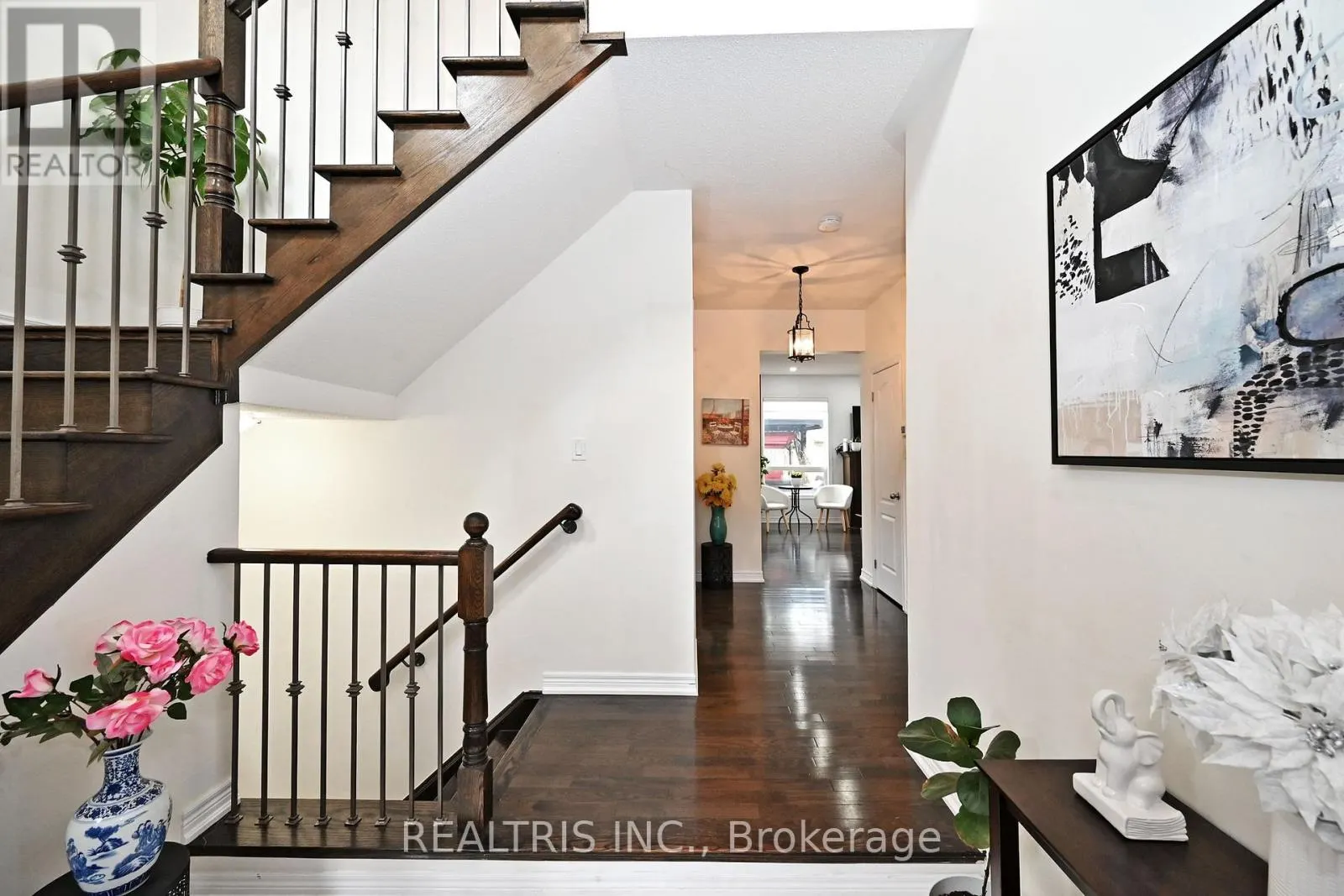 10B HUNT STREET