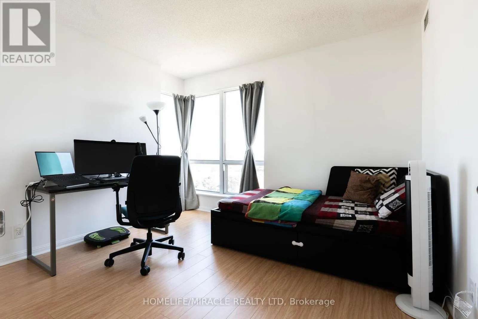 1506 - 1 LEE CENTRE DRIVE