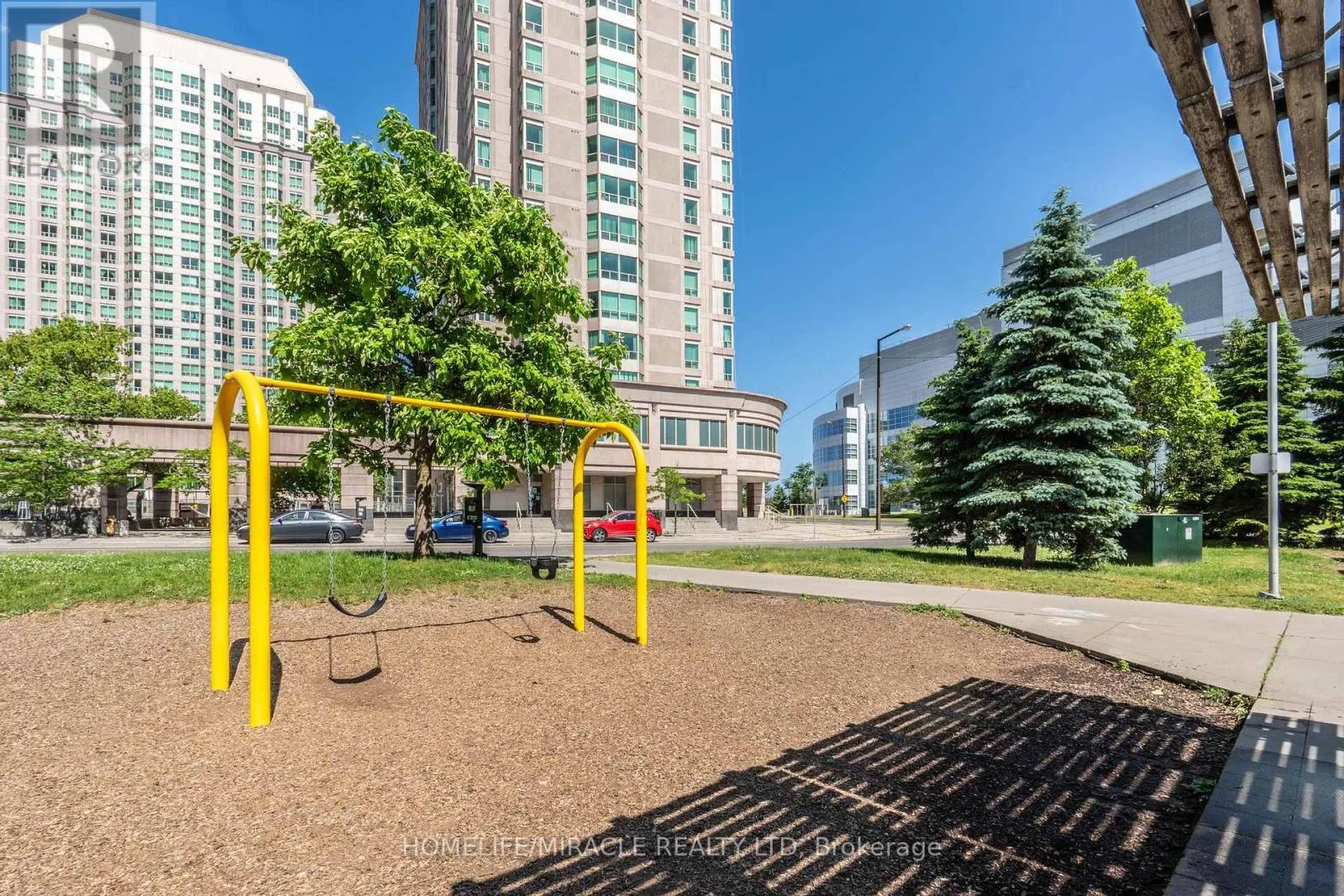 1506 - 1 LEE CENTRE DRIVE