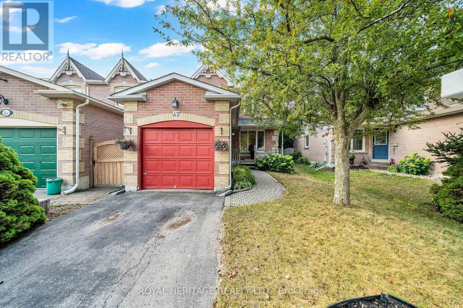 47 YORKVILLE DRIVE