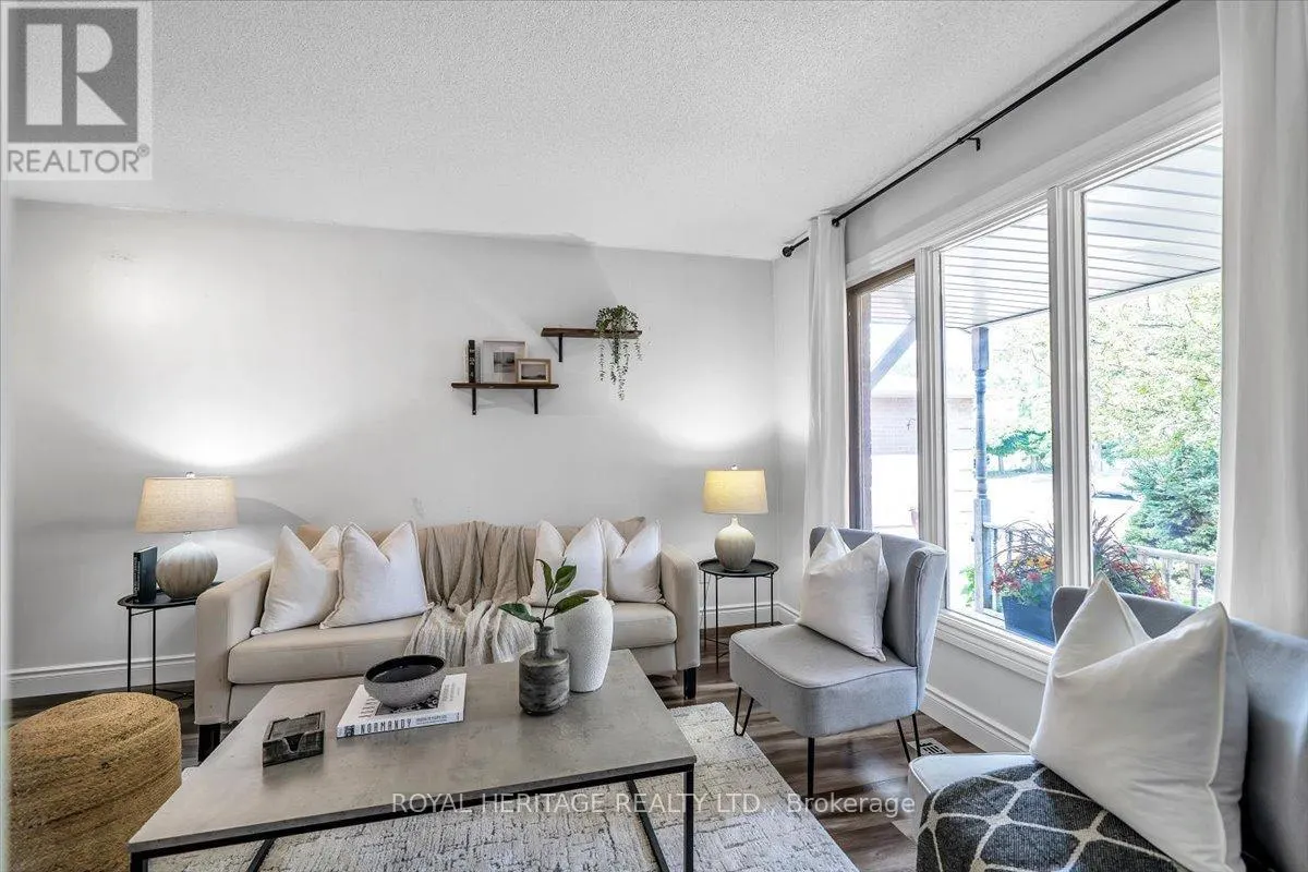 47 YORKVILLE DRIVE