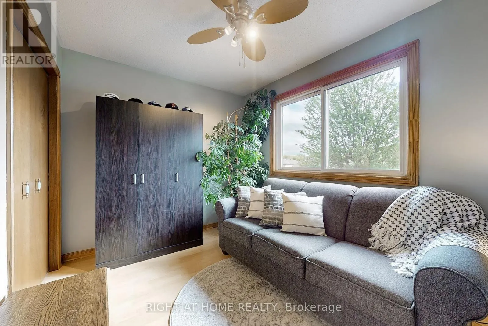 174 OVERBANK DRIVE