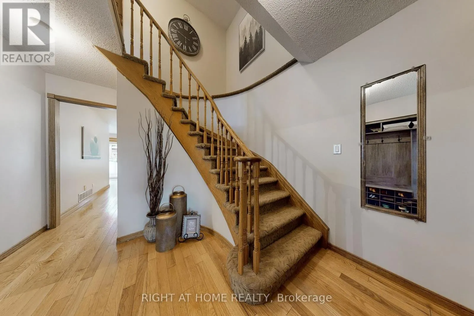 174 OVERBANK DRIVE